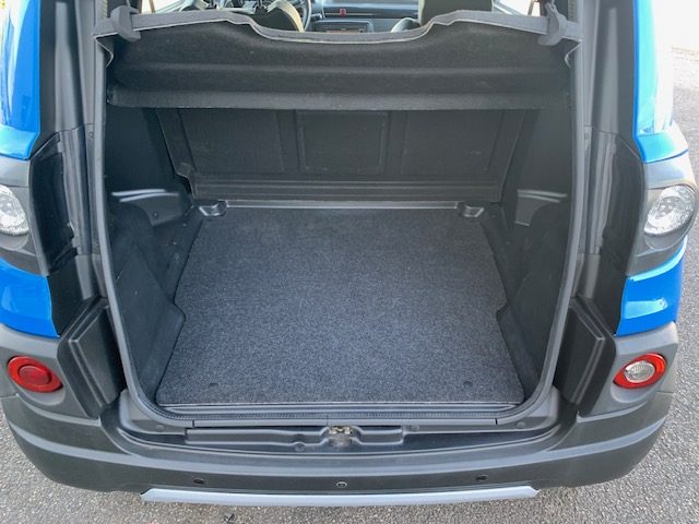 MICROCAR MGO X DCI